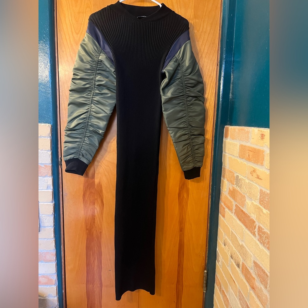 Zara Nylon Black and Green Long Sleeve Dress - Picture 4 of 8